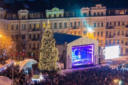Новогодний тур по Киеву для детей и взрослых от Украина-Тур